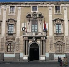 Cambi di casacca, inchieste e la Catania post Covid - Articoli del 20 marzo 2021